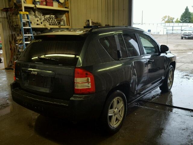 1J8FF47W67D279055 - 2007 JEEP COMPASS BLUE photo 4