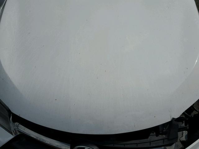 4T1BF1FK4FU008749 - 2015 TOYOTA CAMRY LE თეთრი ფოტო 7