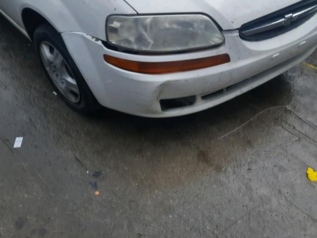 KL1TD56666B647422 - 2006 CHEVROLET AVEO BASE Biały zdjęcie 9