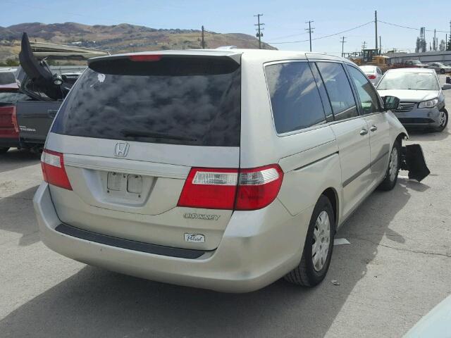 5FNRL38255B118981 - 2005 HONDA ODYSSEY LX SILVER photo 4