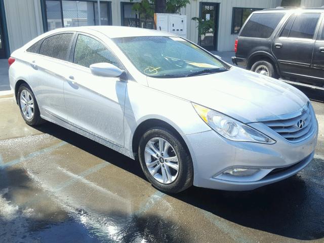 5NPEB4AC7DH786579 - 2013 HYUNDAI SONATA GLS SILVER photo 1