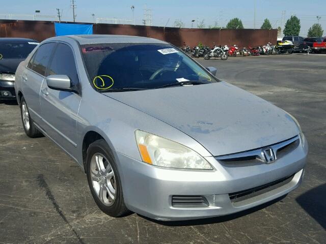 1HGCM56807A067649 - 2007 HONDA ACCORD EX SILVER photo 1