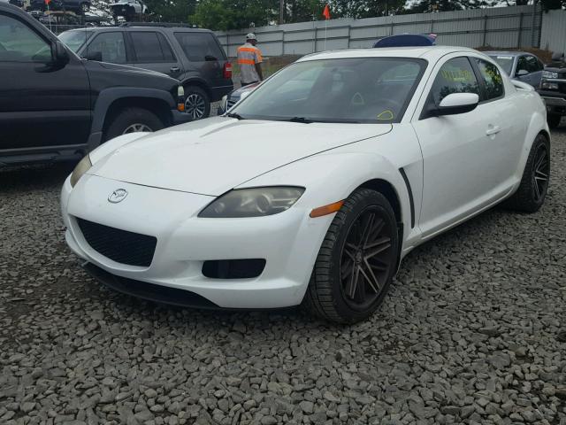 JM1FE17N050141211 - 2005 MAZDA RX8 WHITE photo 2