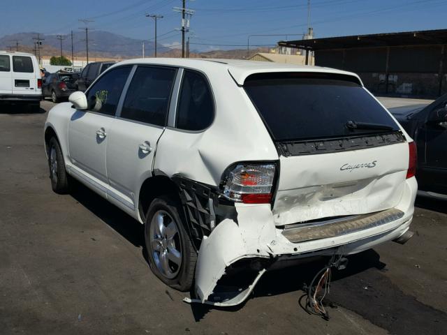 WP1AB29P66LA66150 - 2006 PORSCHE CAYENNE S WHITE photo 3