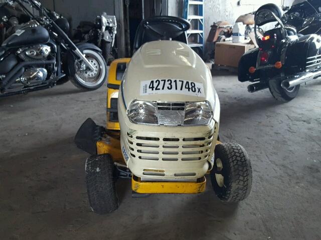 190305100 - 2000 CUB LAWN MOWER TWO TONE photo 9