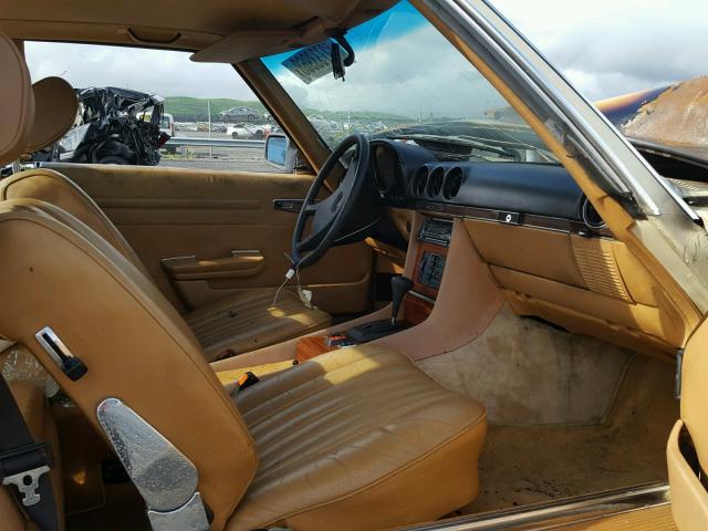 WDB10704412065943 - 1980 MERCEDES-BENZ 450 SL CREAM photo 5