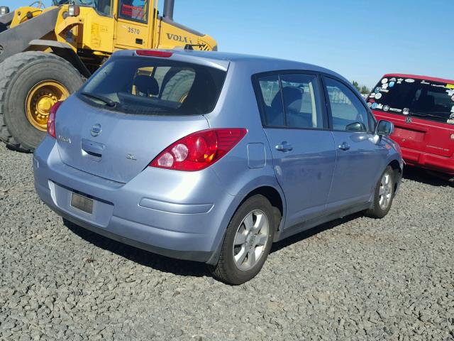 3N1BC13E99L387504 - 2009 NISSAN VERSA BLUE photo 4