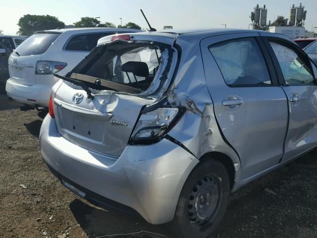 VNKKTUD38HA085467 - 2017 TOYOTA YARIS L SILVER photo 9