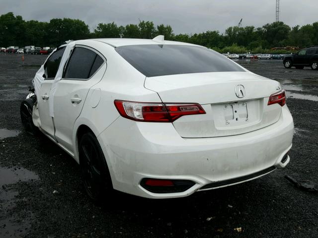 19UDE2F34HA014720 - 2017 ACURA ILX BASE WHITE photo 3