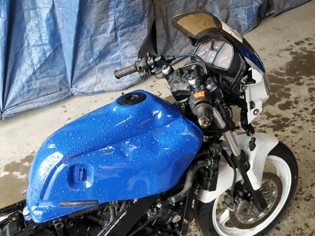 JH2MC1500LM200307 - 1990 HONDA VTR250 BLUE photo 5