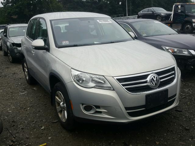 WVGAV7AX6AW534611 - 2010 VOLKSWAGEN TIGUAN S GRAY photo 1