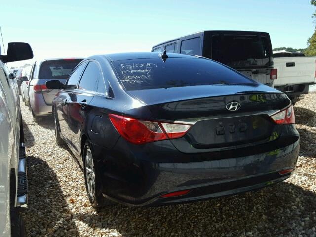 5NPEB4AC0BH099442 - 2011 HYUNDAI SONATA GRAY photo 3