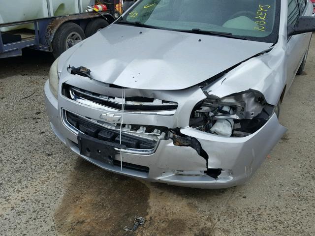 1G1ZB5E12BF200550 - 2011 CHEVROLET MALIBU LS Gümüş foto 9