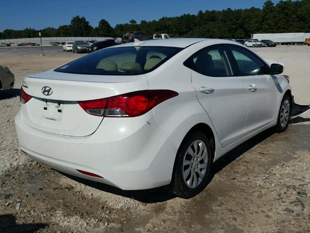 5NPDH4AE5CH133128 - 2012 HYUNDAI ELANTRA WHITE photo 4