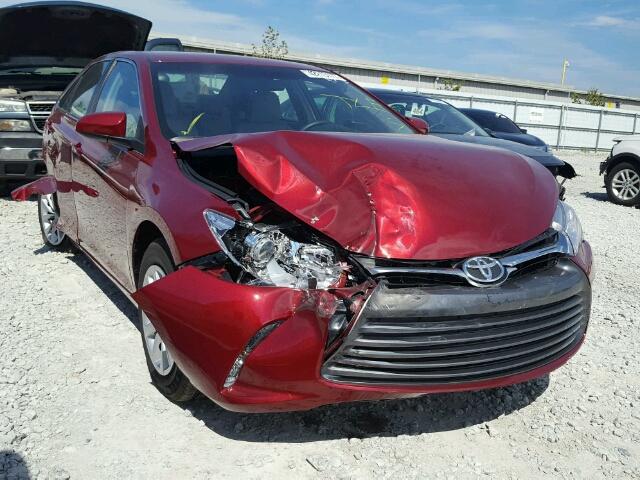 4T1BF1FK8HU722662 - 2017 TOYOTA CAMRY LE RED photo 1