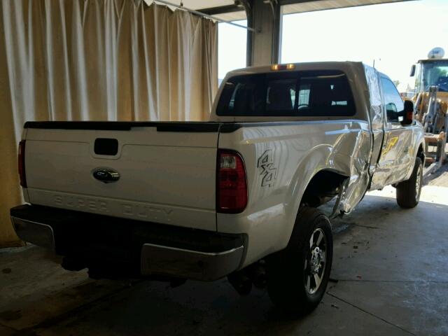 1FT8W3BT9FEB49058 - 2015 FORD F350 WHITE photo 4