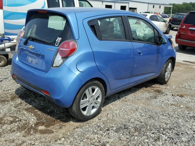 KL8CD6S94FC778446 - 2015 CHEVROLET SPARK 1LT BLUE photo 4