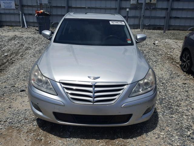 KMHGC4DF7BU116184 - 2011 HYUNDAI GENESIS 4. GRAY photo 9