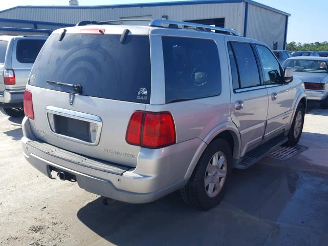5LMFU27R64LJ38265 - 2004 LINCOLN NAVIGATOR Grau Foto 4