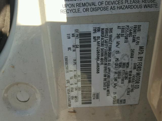 5LMFU28596LJ06568 - 2006 LINCOLN NAVIGATOR Weiß Foto 10