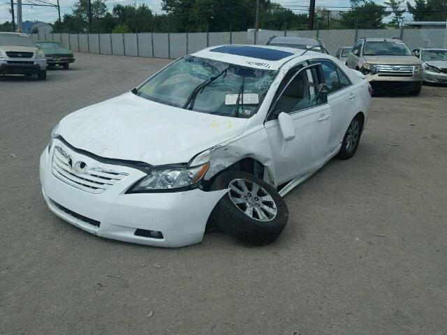 4T1BE46K09U812572 - 2009 TOYOTA CAMRY BASE WHITE photo 2