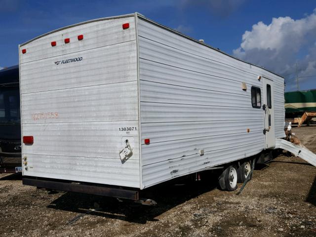 1EB1F322X64013051 - 2006 FLEETWOOD TRAILER WHITE photo 4