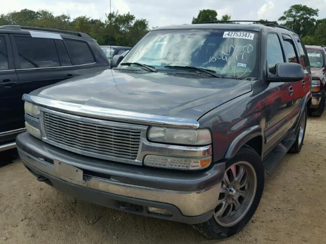 1GNEC13T21R214548 - 2001 CHEVROLET TAHOE CHARCOAL photo 2