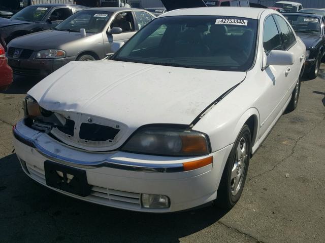 1LNHM87A3YY753938 - 2000 LINCOLN LS 白色 照片 2