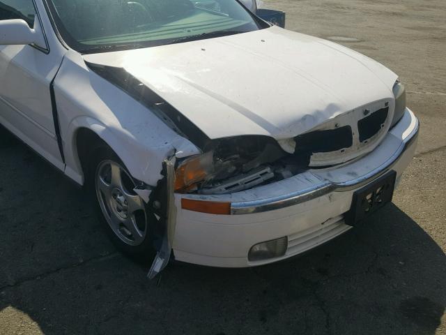 1LNHM87A3YY753938 - 2000 LINCOLN LS 白色 照片 9