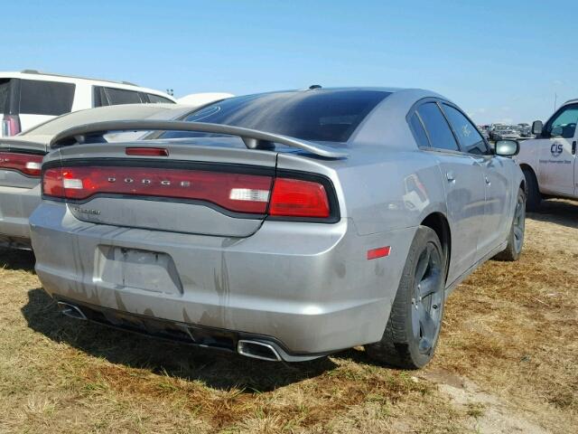 2C3CDXHG9EH123847 - 2014 DODGE CHARGER SILVER photo 4