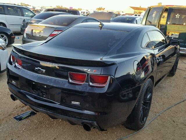 2G1FC1ED2B9138661 - 2011 CHEVROLET CAMARO LT BLACK photo 4