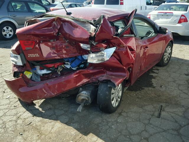 KNAFU4A26A5844387 - 2010 KIA FORTE RED photo 4