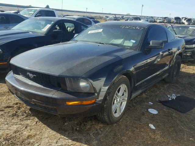 1ZVHT80N885169537 - 2008 FORD MUSTANG GRAY photo 2