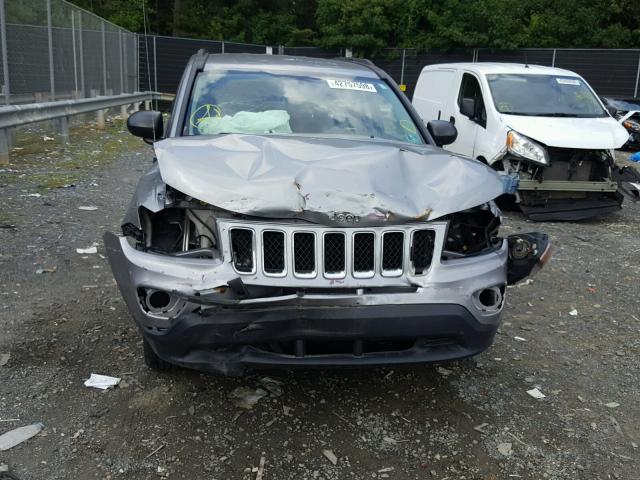 1C4NJDBB3FD134947 - 2015 JEEP COMPASS SP SILVER photo 9
