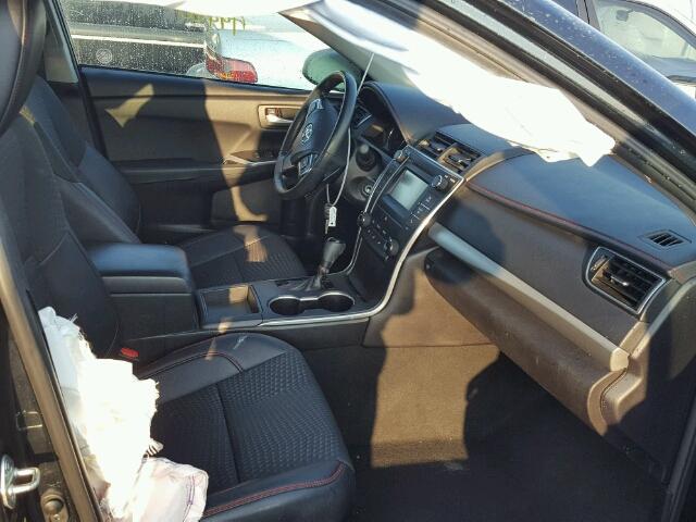 4T1BF1FK2FU959449 - 2015 TOYOTA CAMRY LE ნაცრისფერი ფოტო 5