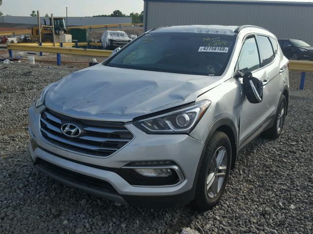 5XYZU3LB9JG549671 - 2018 HYUNDAI SANTA FE S SILVER photo 2