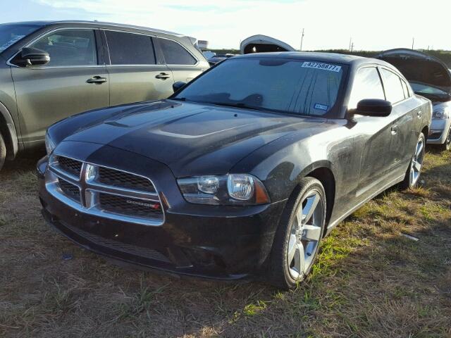 2C3CDXBG5DH636892 - 2013 DODGE CHARGER SE BLACK photo 2