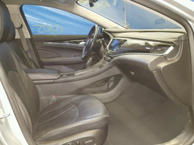 1G4ZP5SS9HU169190 - 2017 BUICK LACROSSE E SILVER photo 5