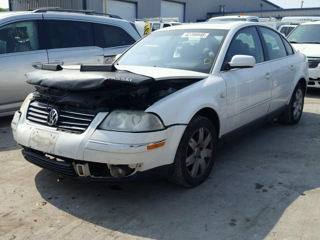 WVWRH63B53P341129 - 2003 VOLKSWAGEN PASSAT GLX WHITE photo 2