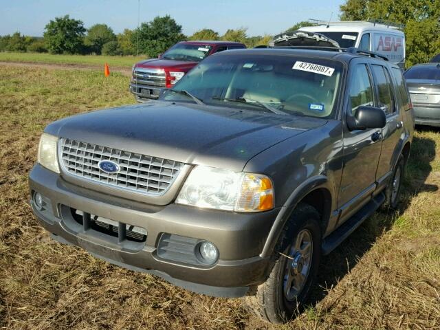 1FMDU65WX2ZA81721 - 2002 FORD EXPLORER L GOLD photo 2