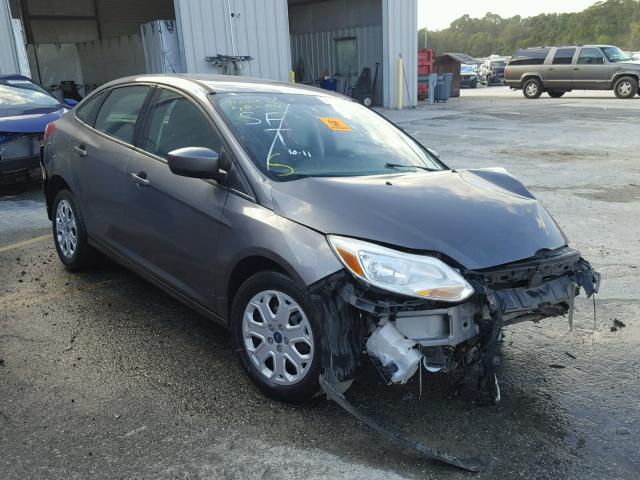 1FAHP3F25CL478481 - 2012 FORD FOCUS GRAY photo 1