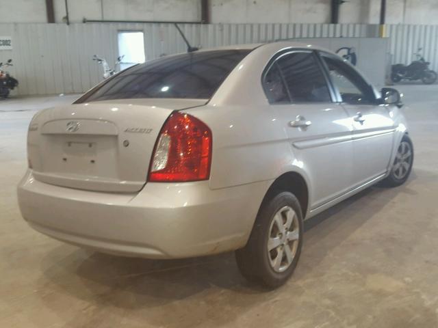 KMHCN4AC1AU422749 - 2010 HYUNDAI ACCENT GLS SILVER photo 4