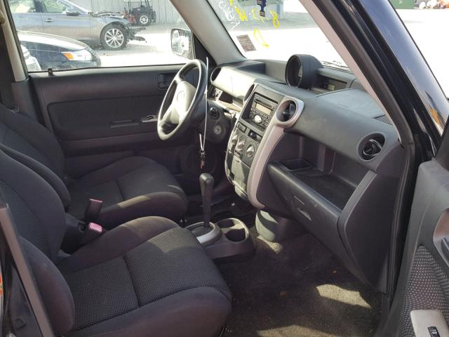 JTLKT324654011381 - 2005 TOYOTA SCION XB Qara foto 5