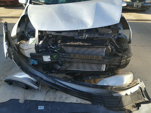 KNADM4A30G6670903 - 2016 KIA RIO LX SILVER photo 9