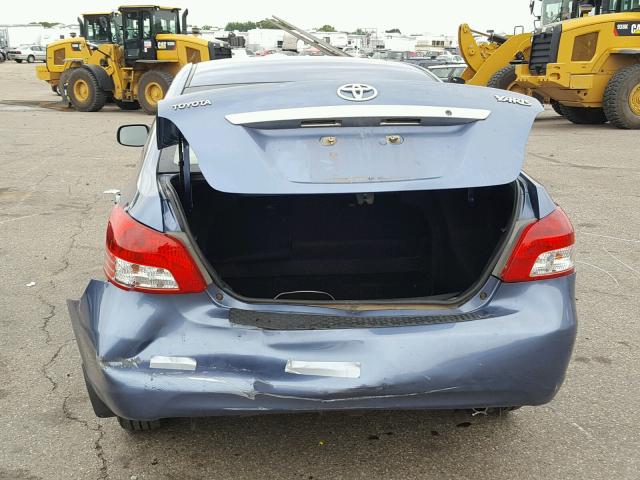 JTDBT923384039794 - 2008 TOYOTA YARIS BLUE photo 9