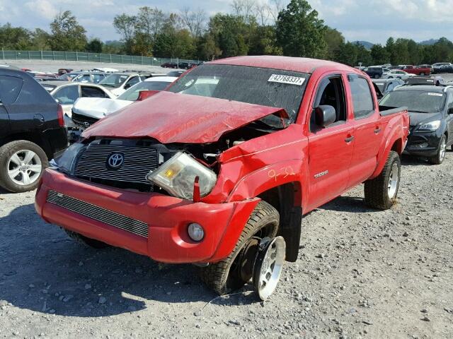 5TELU42N28Z581563 - 2008 TOYOTA TACOMA DOU RED photo 2