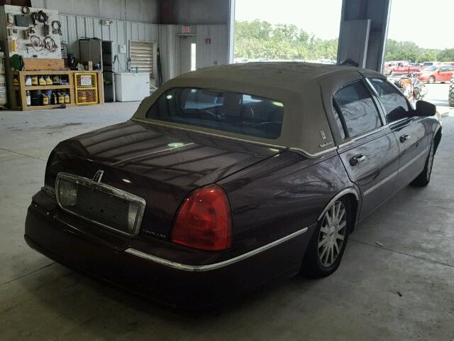 1LNHM81W06Y601777 - 2006 LINCOLN TOWN CAR MAROON photo 4