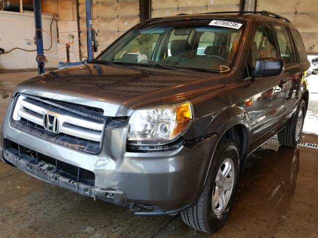 2HKYF18177H521038 - 2007 HONDA PILOT LX GRAY photo 2