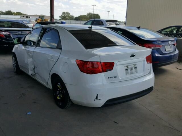 KNAFU4A29C5509532 - 2012 KIA FORTE WHITE photo 3