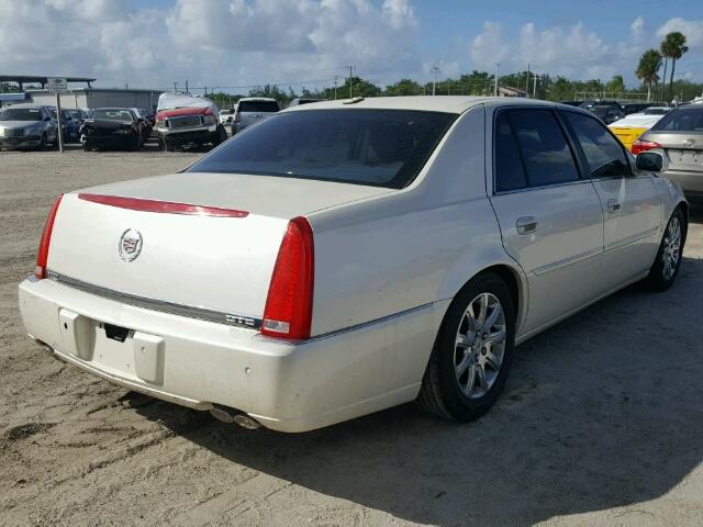 1G6KD57Y19U107587 - 2009 CADILLAC DTS WHITE photo 4